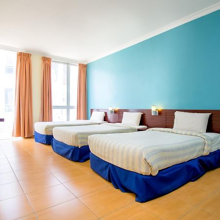 Ample Hotel Skudai Luaran gambar